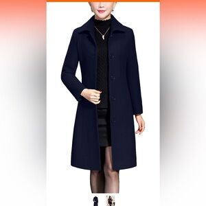 Navy coat with pockets